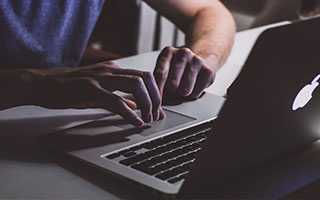 话题｜热刺主席列维缘何突然离职？